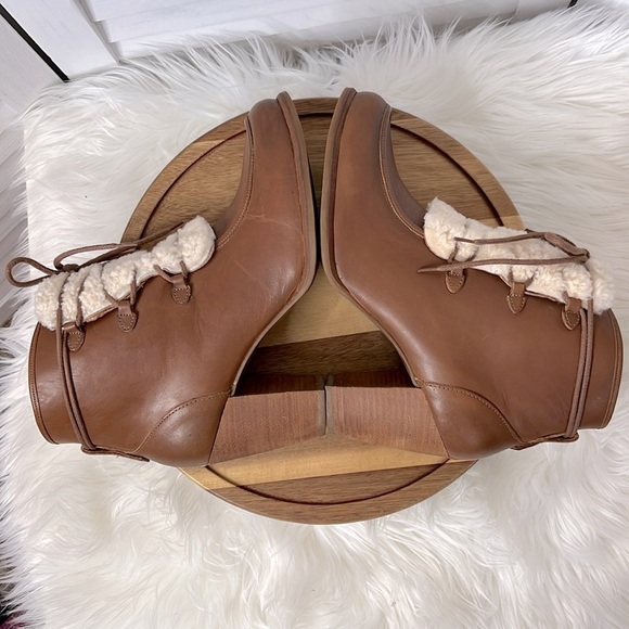 UGG Analise Camel Leather Exposed Fur Sheepwook Ankle Lace Up Heel Bootie Sz. 10 - Picture 8 of 13